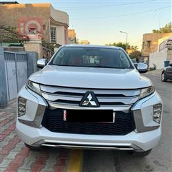 ميتسوبيشي باجيرو سبورت